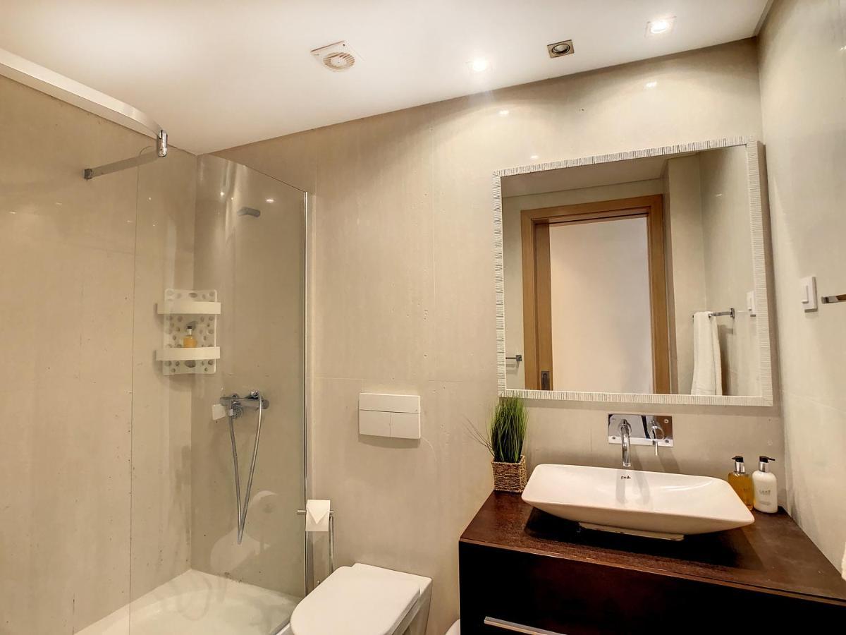 Samya Apartment By Lovelystay ฟุงชาล ภายนอก รูปภาพ